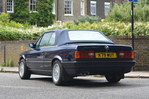 1993 BMW 320i Convertible For Sale (picture 25 of 161)