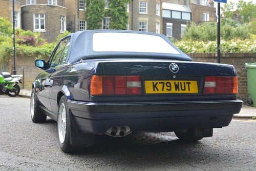 1993 BMW 320i Convertible For Sale (picture 28 of 161)