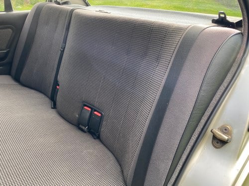 1986 BMW 320i (E30) En venta (imagen 54 de 158)