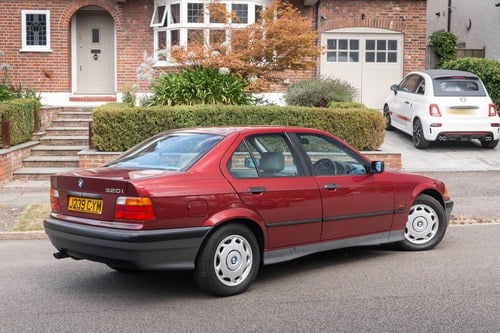 1991 BMW 320i (E36) Saloon zum Verkauf (Bild 20 von 147)