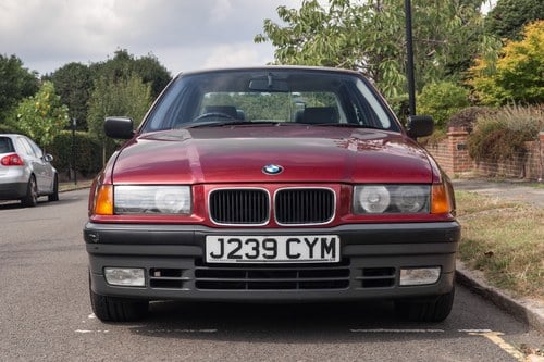 1991 BMW 320i (E36) Saloon zum Verkauf (Bild 31 von 147)