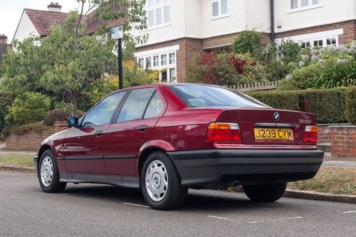 1991 BMW 320i (E36) Saloon zum Verkauf (Bild 24 von 147)