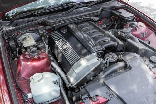 1991 BMW 320i (E36) Saloon zum Verkauf (Bild 102 von 147)