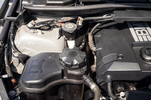 2007 BMW 320i SE (E93) à vendre (picture 93 of 107)