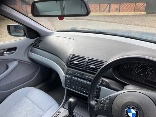 2001 BMW E46 320i SE Touring In vendita (immagine 18 di 104)