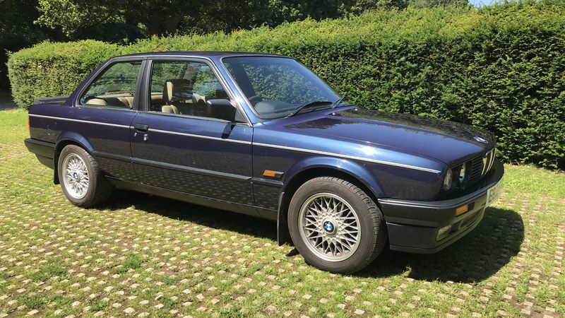 1988 BMW 320i SE For Sale (picture 1 of 56)