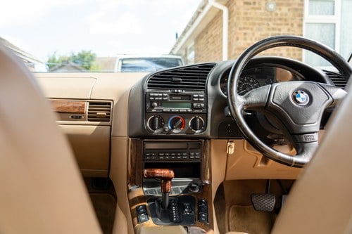 1996 BMW 320i Touring For Sale (picture 25 of 142)