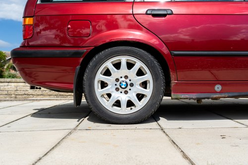 1996 BMW 320i Touring For Sale (picture 17 of 142)