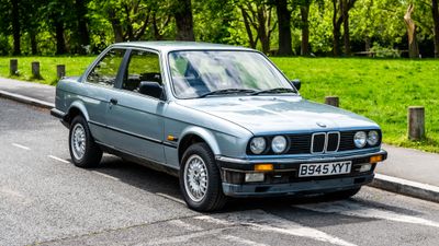 1985 BMW 323i Manual (E30)