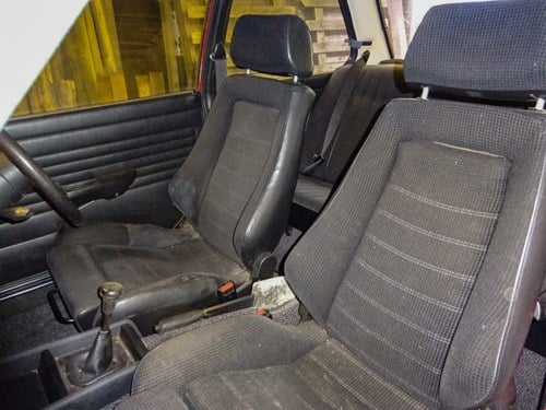 NO RESERVE 1980 BMW 323i E21 Te koop (foto 36 van 132)