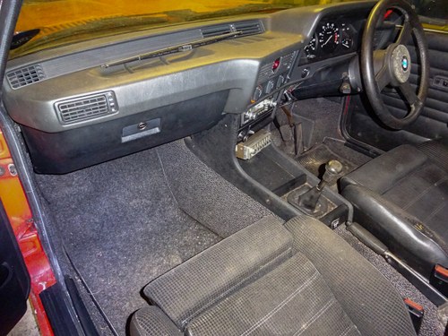 NO RESERVE 1980 BMW 323i E21 Te koop (foto 32 van 132)