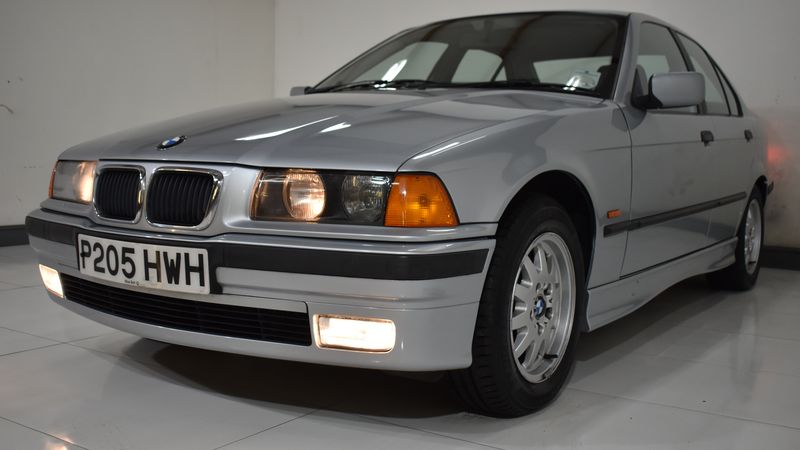 NO RESERVE! 1997 BMW 323i In vendita (immagine 1 di 149)