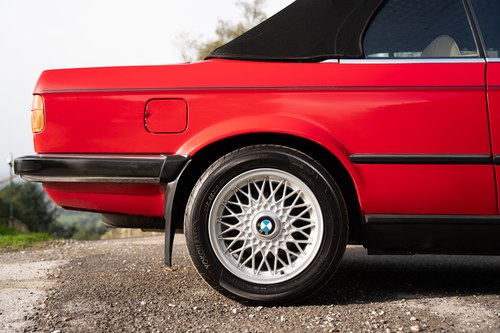 1988 BMW E30 325i Cabriolet zum Verkauf (Bild 23 von 187)