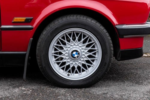 1989 BMW 325i Cabriolet E30 Te koop (foto 30 van 173)