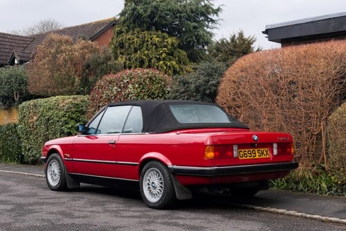 1989 BMW 325i Cabriolet E30 Te koop (foto 27 van 173)