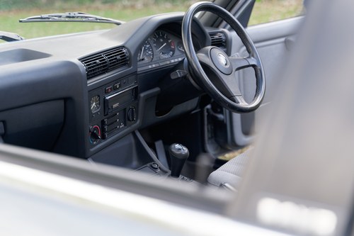 1989 BMW 325i E30 Baur Cabriolet Manual For Sale (picture 55 of 199)