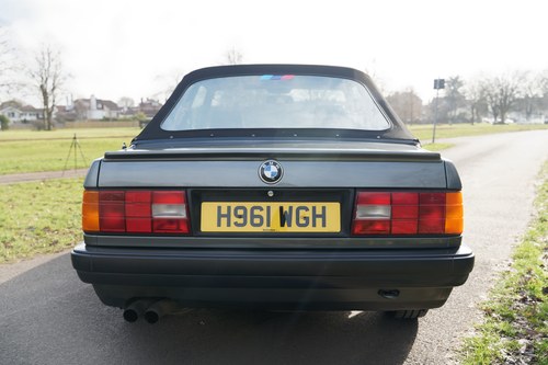 1989 BMW 325i E30 Baur Cabriolet Manual For Sale (picture 17 of 199)