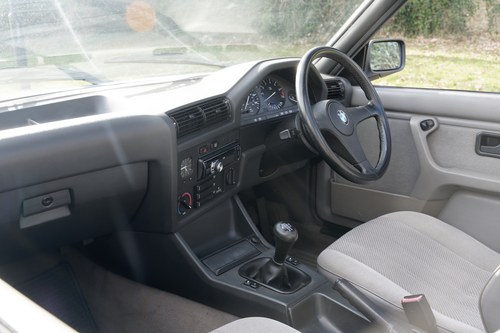 1989 BMW 325i E30 Baur Cabriolet Manual For Sale (picture 78 of 199)