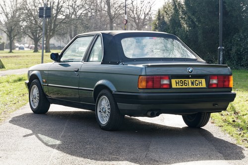 1989 BMW 325i E30 Baur Cabriolet Manual For Sale (picture 15 of 199)