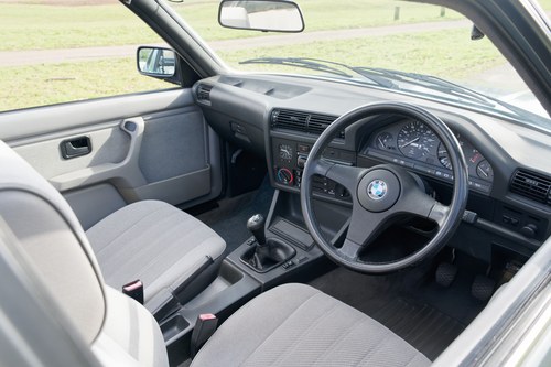 1989 BMW 325i E30 Baur Cabriolet Manual For Sale (picture 81 of 199)