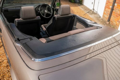 1987 BMW E30 325i convertible Te koop (foto 144 van 237)