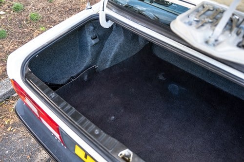 1988 BMW 325i SE (E30) En venta (imagen 50 de 116)