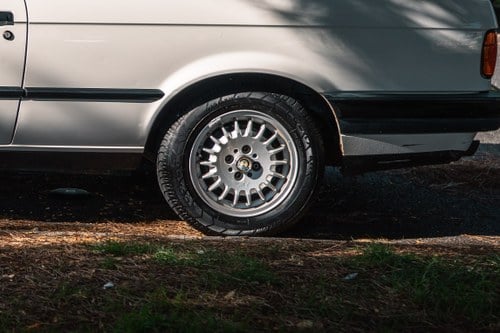 1988 BMW 325i SE (E30) En venta (imagen 16 de 116)