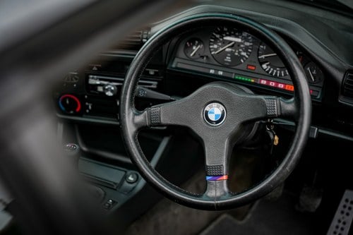 1987 BMW 325i Sport M-Technic 1 two-door (E30) à vendre (picture 62 of 189)