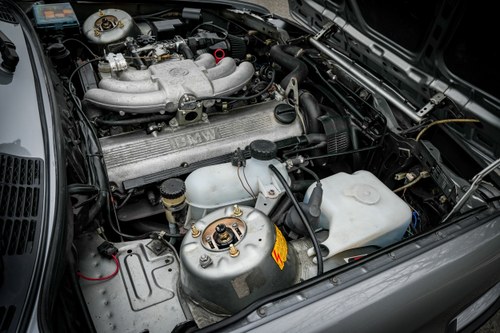 1987 BMW 325i Sport M-Technic 1 two-door (E30) à vendre (picture 114 of 189)