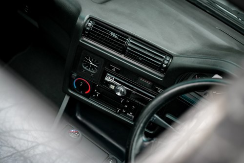 1987 BMW 325i Sport M-Technic 1 two-door (E30) à vendre (picture 76 of 189)