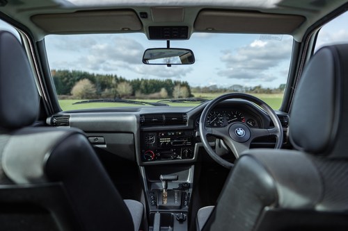 1989 BMW 325i (E30) Touring zum Verkauf (Bild 42 von 142)