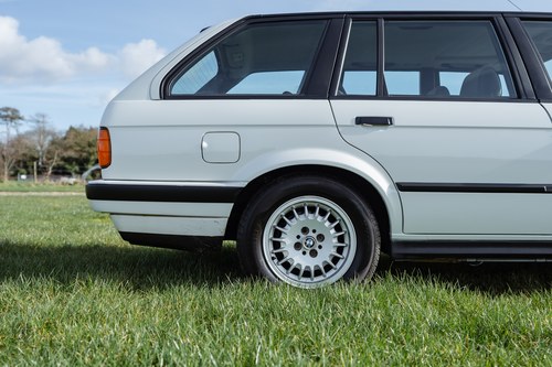 1989 BMW 325i (E30) Touring zum Verkauf (Bild 91 von 142)