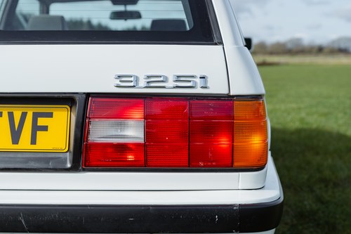 1989 BMW 325i (E30) Touring zum Verkauf (Bild 111 von 142)