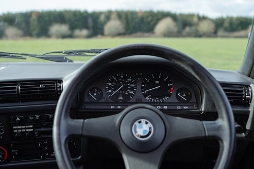 1989 BMW 325i (E30) Touring zum Verkauf (Bild 21 von 142)