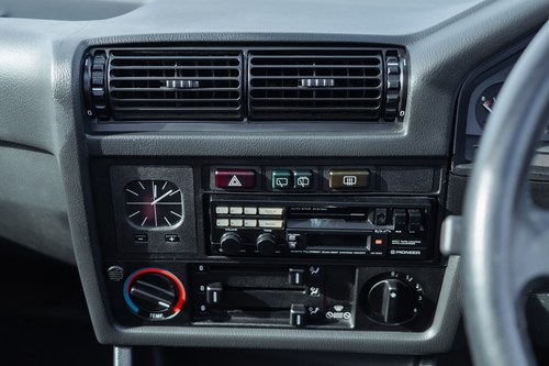 1989 BMW 325i (E30) Touring zum Verkauf (Bild 26 von 142)