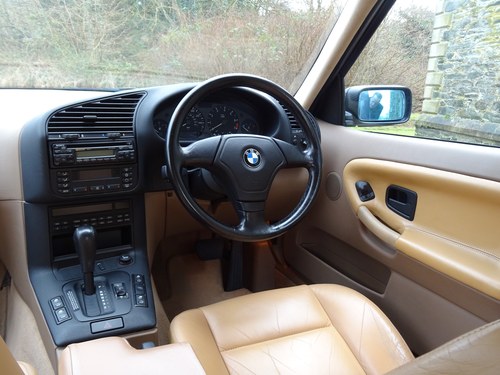 1996 BMW 328i SE (E36) à vendre (picture 35 of 156)