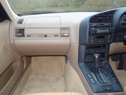 1996 BMW 328i SE (E36) à vendre (picture 33 of 156)