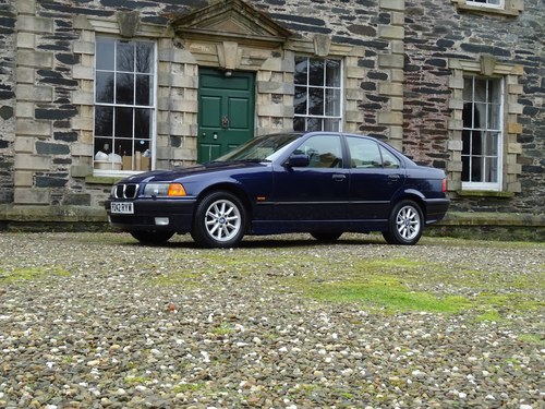 1996 BMW 328i SE (E36) à vendre (picture 4 of 156)