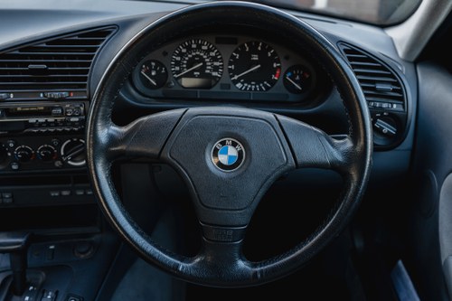 NO RESERVE - 1995 BMW 328i (E36) In vendita (immagine 36 di 135)