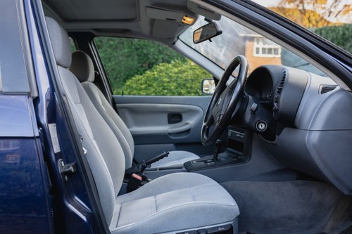 NO RESERVE - 1995 BMW 328i (E36) In vendita (immagine 33 di 135)