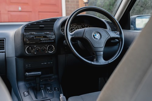 NO RESERVE - 1995 BMW 328i (E36) In vendita (immagine 55 di 135)