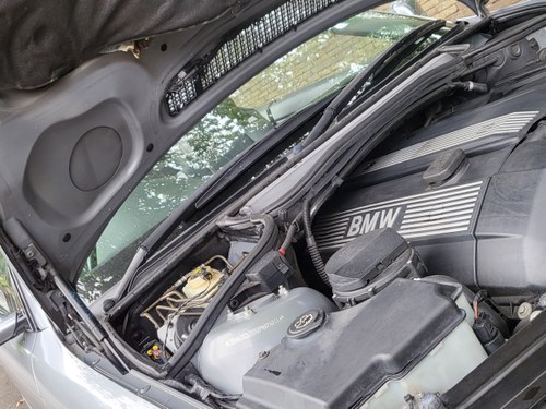 2005 BMW 330 Ci (E46) En venta (imagen 148 de 188)