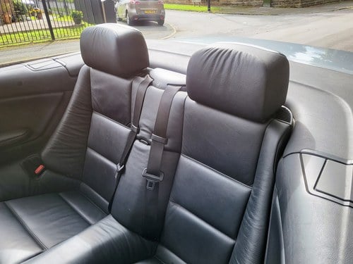 2005 BMW 330 Ci (E46) En venta (imagen 77 de 188)