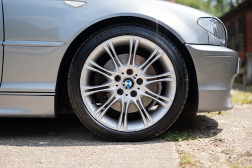 NO RESERVE - 2005 BMW 330Ci M-Sport auto (E46) In vendita (immagine 35 di 252)
