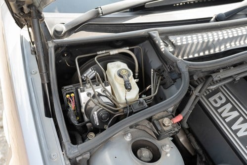 NO RESERVE - 2005 BMW 330Ci M-Sport auto (E46) In vendita (immagine 208 di 252)