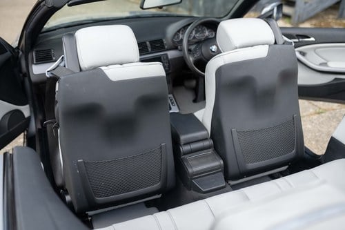 NO RESERVE - 2005 BMW 330Ci M-Sport auto (E46) In vendita (immagine 56 di 252)