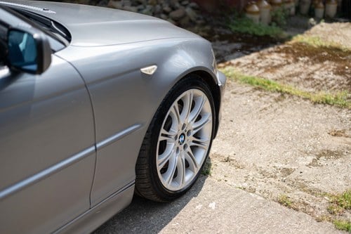 NO RESERVE - 2005 BMW 330Ci M-Sport auto (E46) In vendita (immagine 173 di 252)
