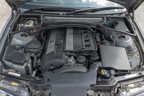 NO RESERVE - 2005 BMW 330Ci M-Sport auto (E46) In vendita (immagine 194 di 252)