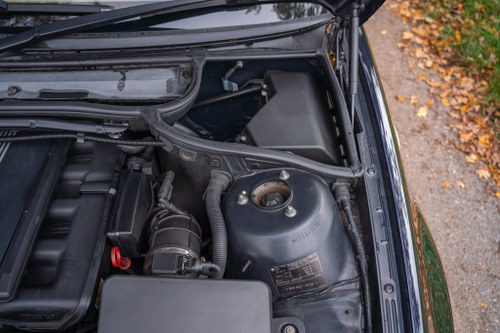 NO RESERVE - 2004 BMW 330ci Sport Auto (E46) à venda (imagem 197 de 216)