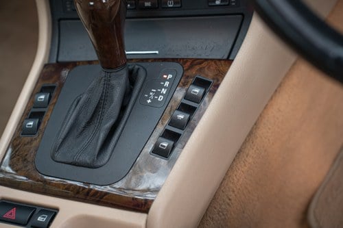 NO RESERVE - 2004 BMW 330ci Sport Auto (E46) à venda (imagem 45 de 216)